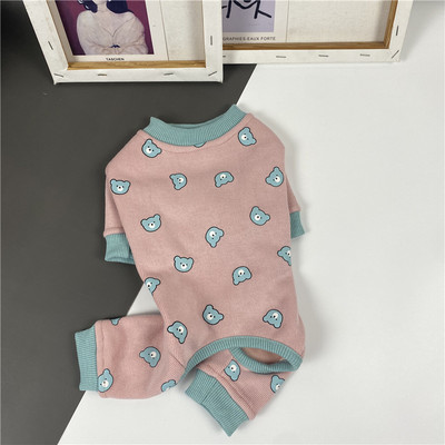 Îmbrăcăminte de iarnă căptușită pentru câini cu aplicație