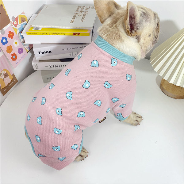 Îmbrăcăminte de iarnă căptușită pentru câini cu aplicație