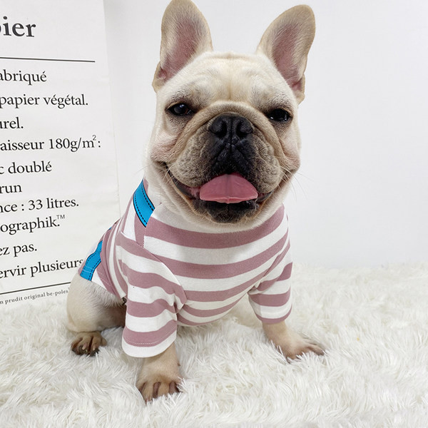 Îmbrăcăminte în dungi cu aplicație pentru câine