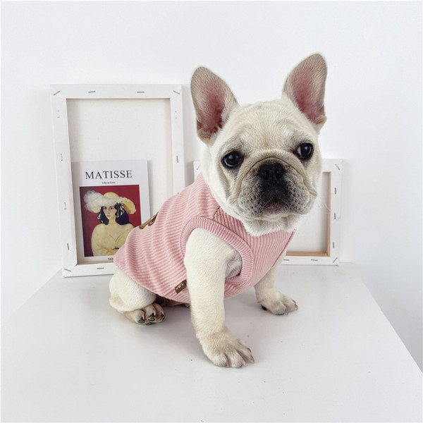 Aplikatsiooniga puuvillane vest koertele