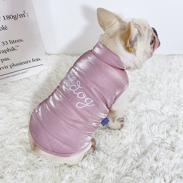 Stiilne nööpidega koerapolsterdatud vest