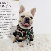 Kamuflaažimustriga ja kapuutsiga puuvillane pluus koertele