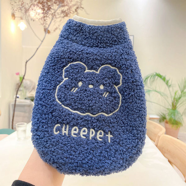 Tikandiga plüüsis talvevest koertele