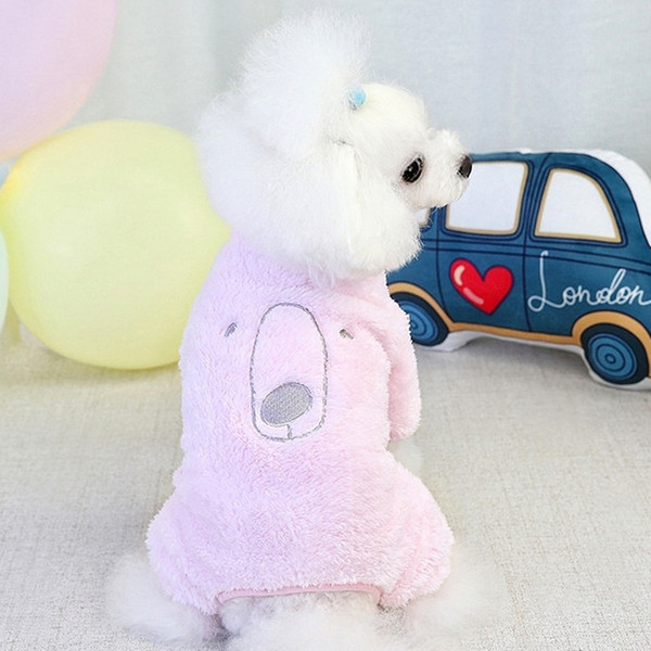 Μοντέρνα ρούχα για σκύλους με κέντημα