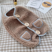 Sulevest koeranööpidega