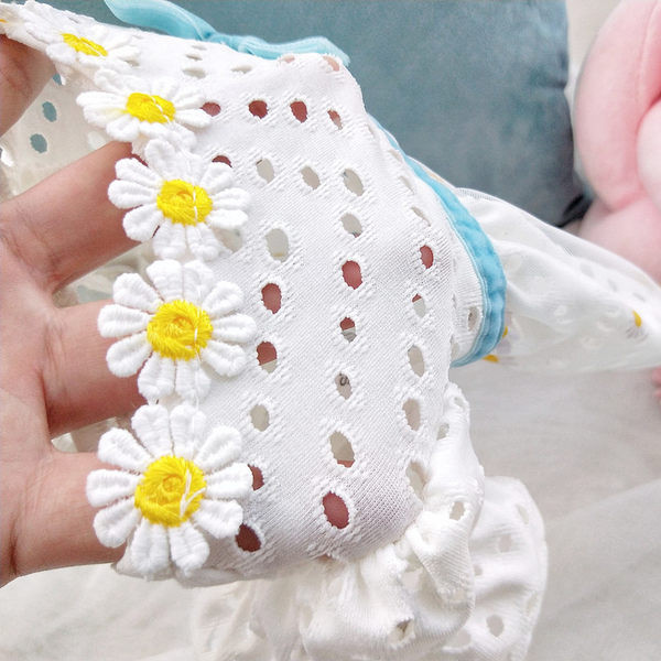 Rochie de câine modernă cu tul și panglică