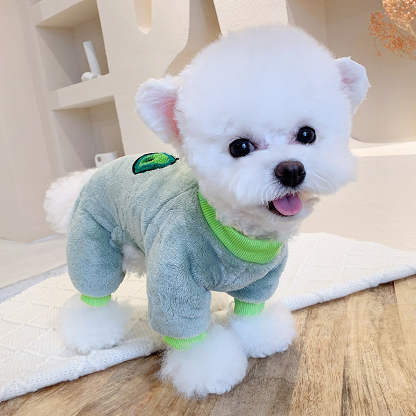 Värvilise tikandiga udukombinesoon koertele