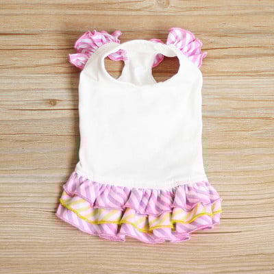 Lokkide ja paelaga kleit koertele