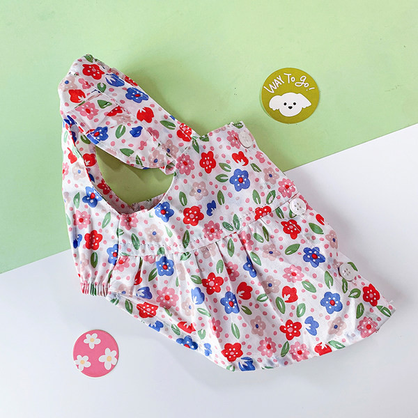 Moodne lillemustriga koerakleit