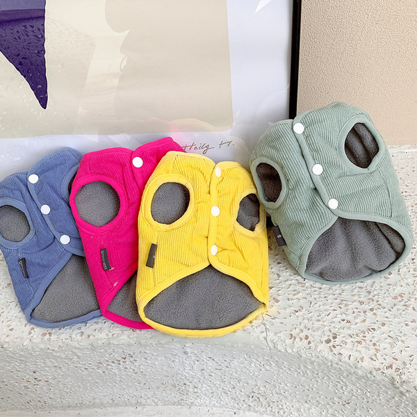 Tikandiga velvetist vest koertele