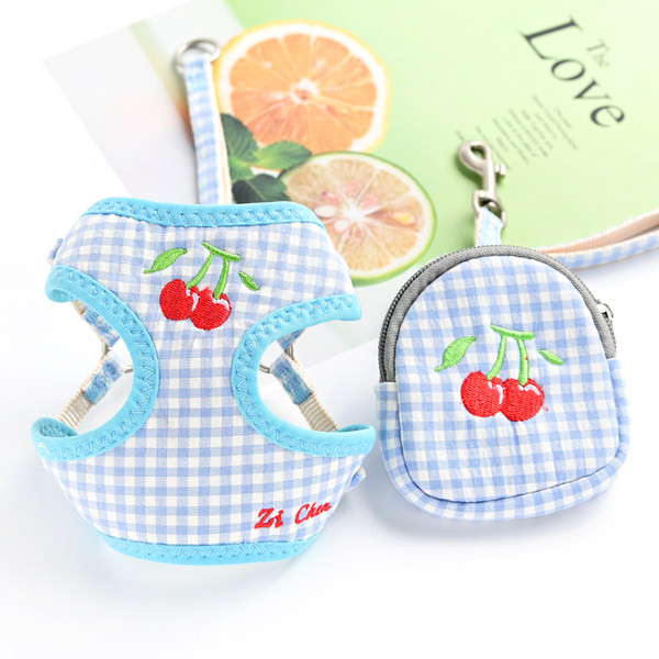 Tikandite ja rihmaga riided koertele