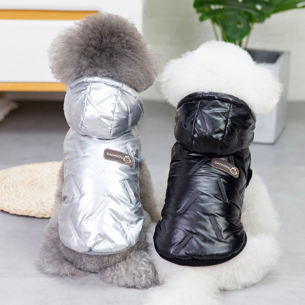 Vest või kapuutsiga kombinesoon koertele