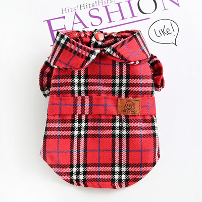 Embleemiga ruuduline särk koertele