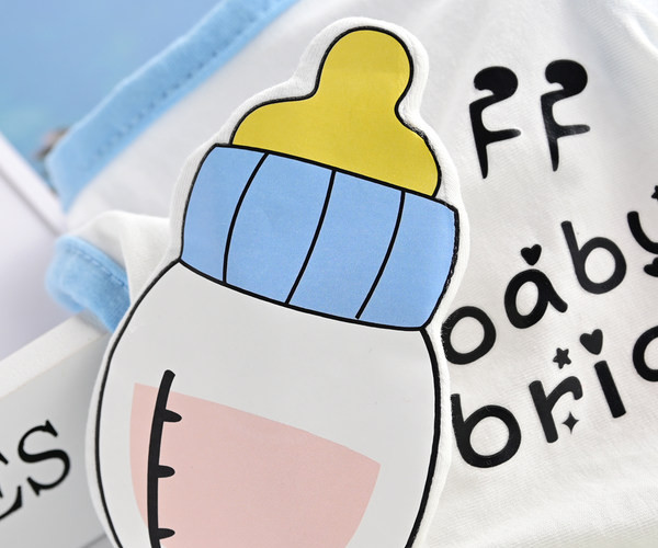 Bluza cu aplicatie pentru caini