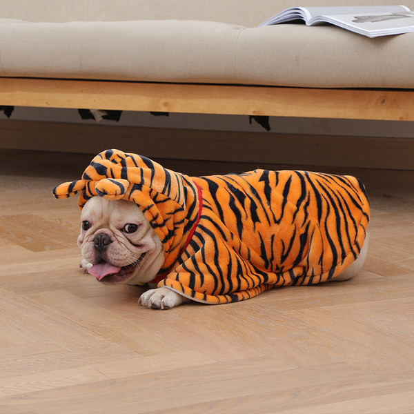 Manta pentru caini cu gluga in doua culori