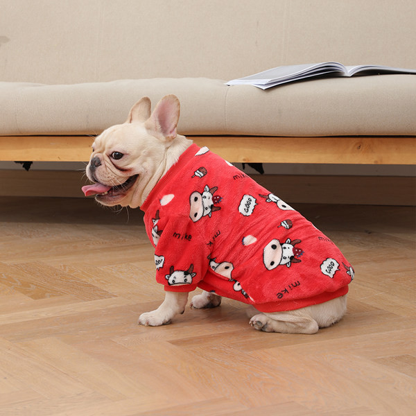 Moodne plüüsmantel koertele