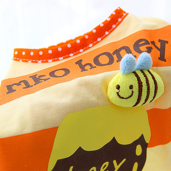 Triibuline aplikatsiooniga pluus koertele