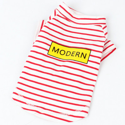 Moodne aplikatsiooniga pluus koertele kahes mudelis