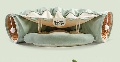 Katės tunelis su kačių lova