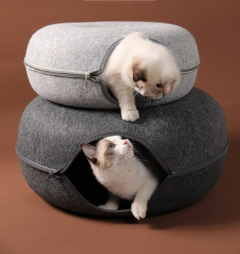 Котешки тунел от филц за спане и игра