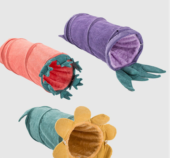 Tunel de pluș pentru pisici cu element 3D