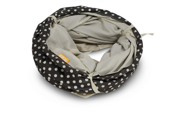 Joc pentru pisici - un tunel în două culori