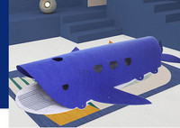 Rotaļām piemērots kaķu tunelis