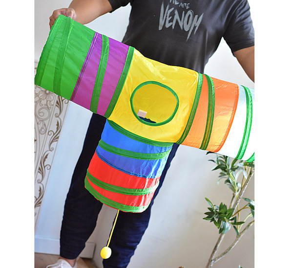 Mitmevärviline tunnel kassidele kahes mudelis