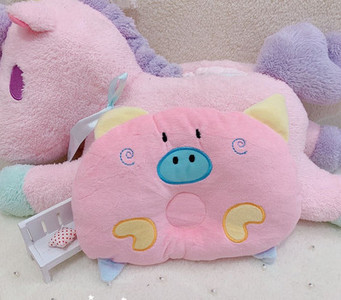 Dviejų modelių gyvūno formos katės pagalvė