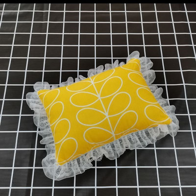 Väike padi lokkidega kassidele - erinevat värvi