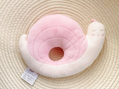 Plišani jastuk za mačke u različitim oblicima