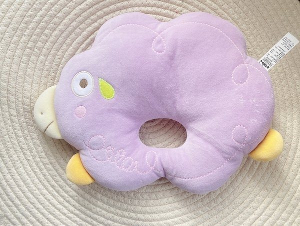 Plišani jastuk za mačke u različitim oblicima