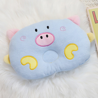 Perna pentru pisici si caini in doua modele