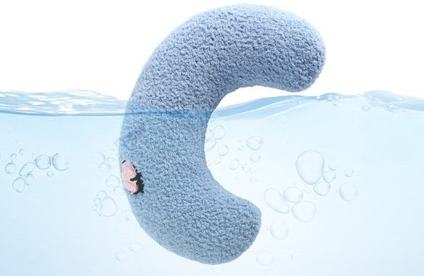 Perna de plus pentru pisici