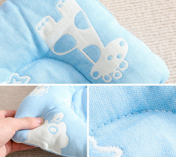 Perna de plus pentru pisici