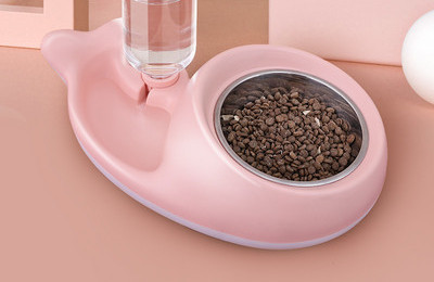 Toidukauss kahes mudelis kasside dosaatoriga