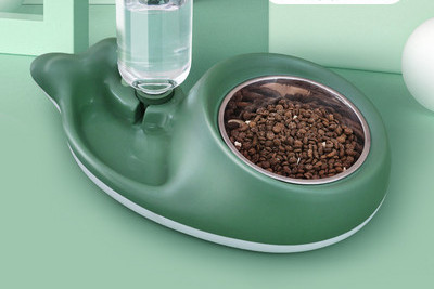 Toidukauss kahes mudelis kasside dosaatoriga