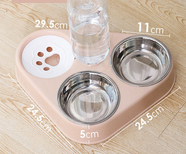 Kassidele sobiv toidu- ja veekauss