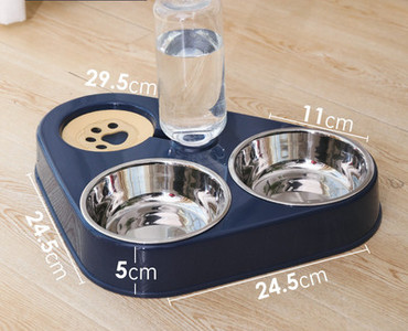 Kassidele sobiv toidu- ja veekauss