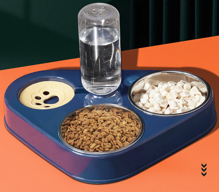 Kassidele sobiv toidu- ja veekauss