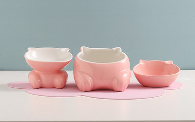 Bol din ceramică în formă de pisică