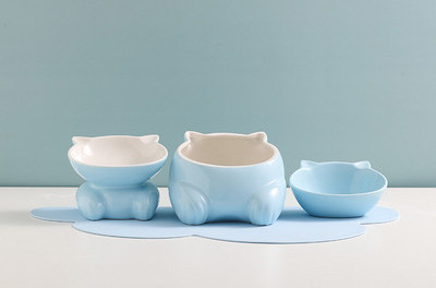 Bol din ceramică în formă de pisică