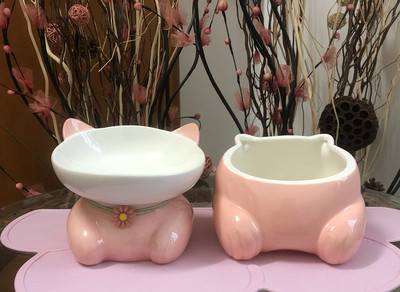 Bol din ceramică în formă de pisică