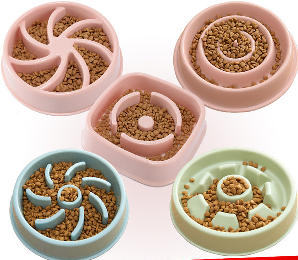 Bol din plastic pentru hrana animalelor de companie