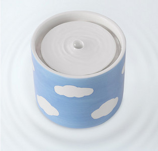 Dozator de apa din ceramica pentru pisici