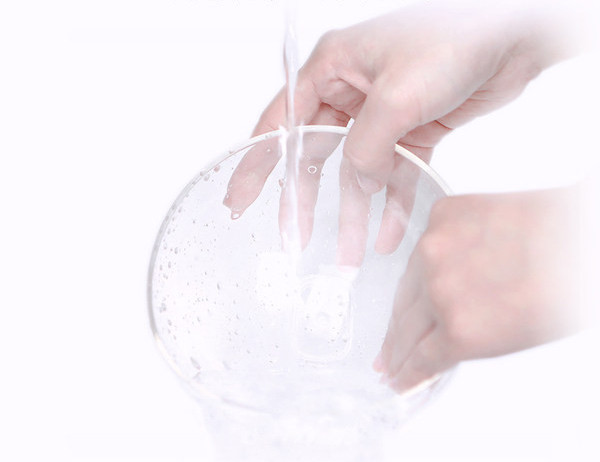 Veekauss kassialusel