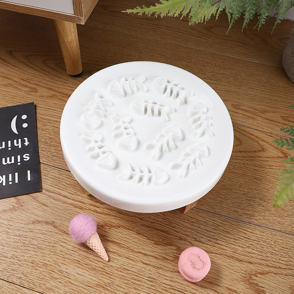 Keraamiline kassikauss puidust alusega või ilma