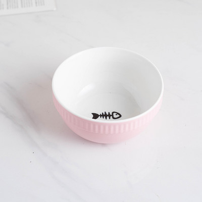 Kahest või ühest kausist koosnev komplekt kassitoidu jaoks