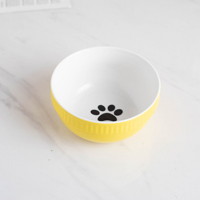 Kahest või ühest kausist koosnev komplekt kassitoidu jaoks