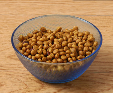 Купа подходяща за храна на домашен любимец